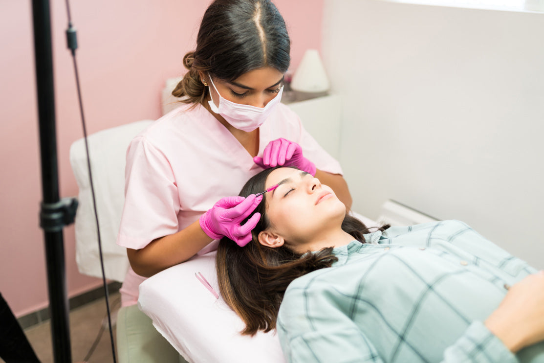 Formation Continue : Développer ses Compétences pour Sublimer les Soins Visage et Corps