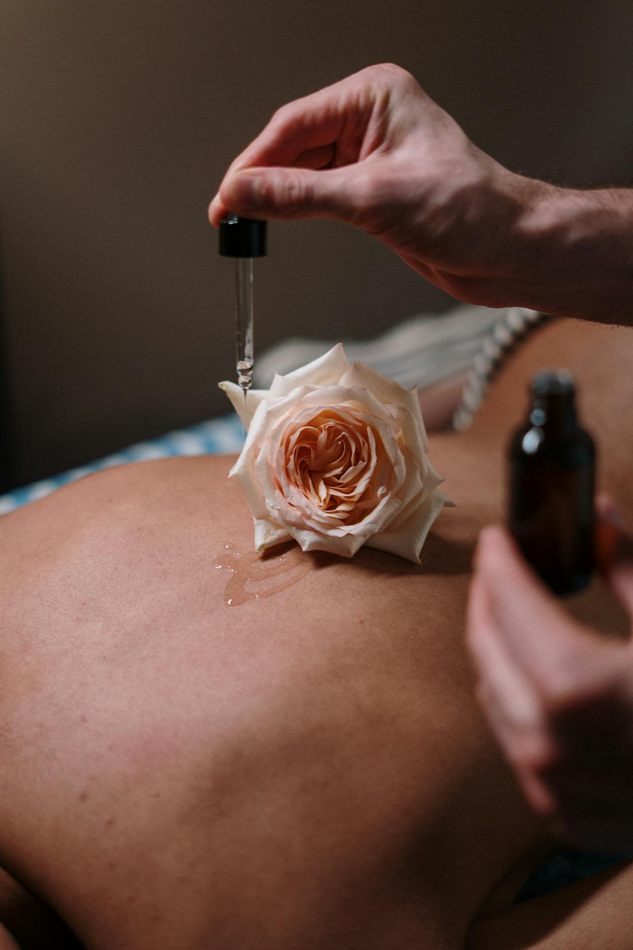 L’huile sèche dans les instituts et les spas : l’indispensable de la détente ?
