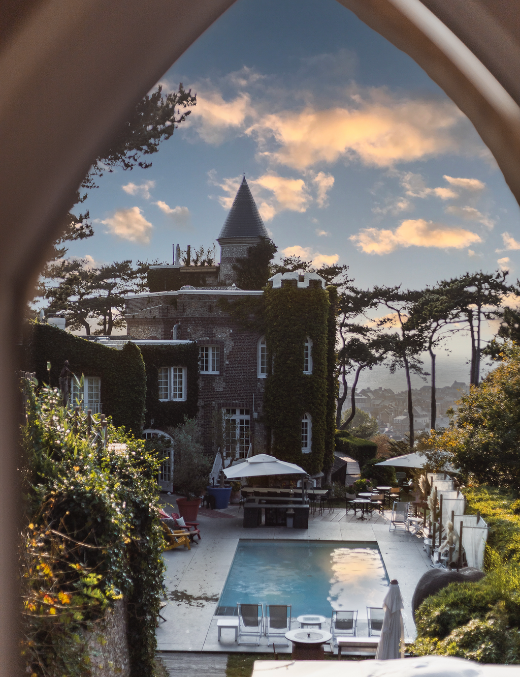 Interview - Le Cèdre Hospitality