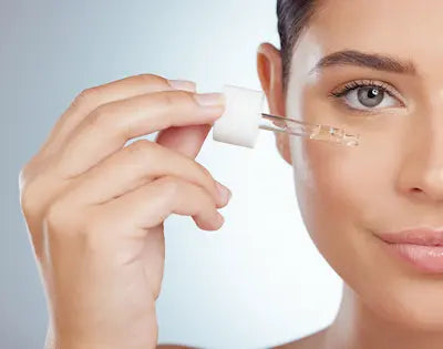 L’acide hyaluronique : l’allié incontournable pour une peau hydratée et repulpée