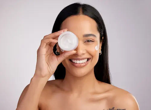 Quelle crème visage pour les peaux mixtes ?