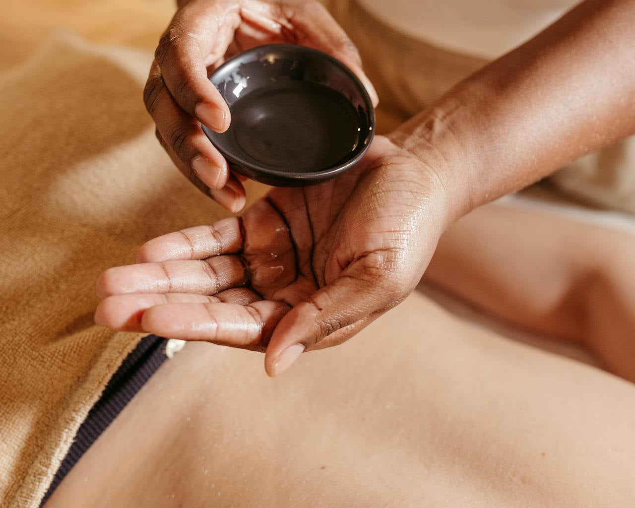 L’huile de massage parfumée : choisissez la bonne senteur !