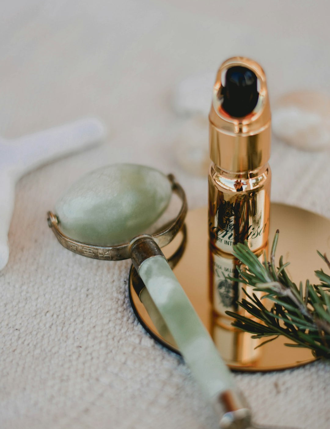 Thalassothérapie et Soins Personnalisés : Les Nouveaux Standards des Instituts de Beauté