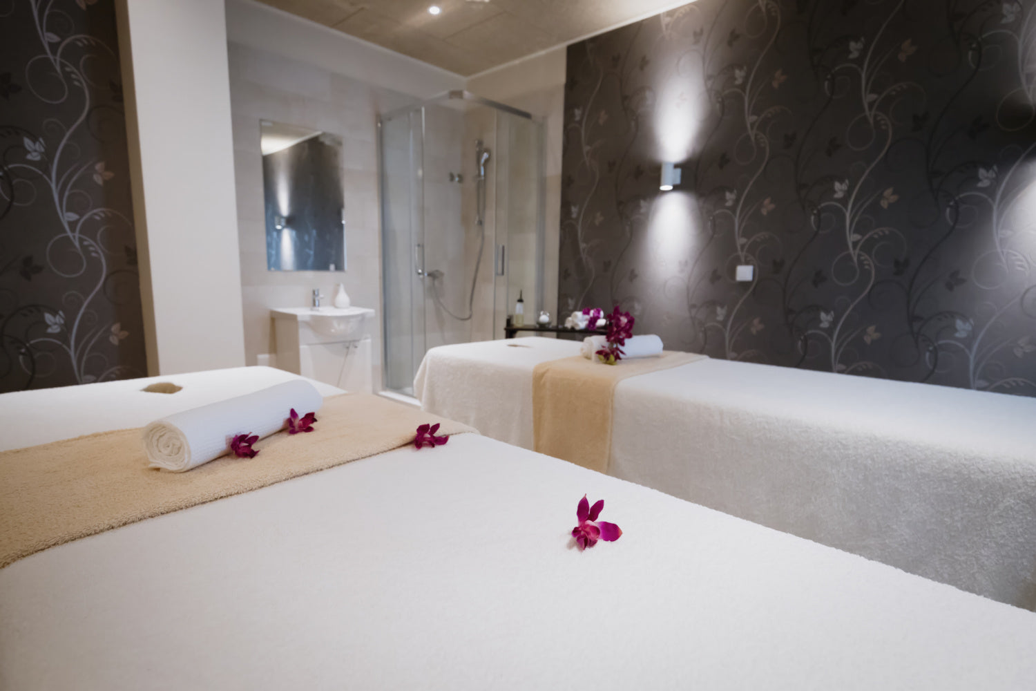 Rituel visage et corps Green Spa : le soin star des suites spa des grands hôtels