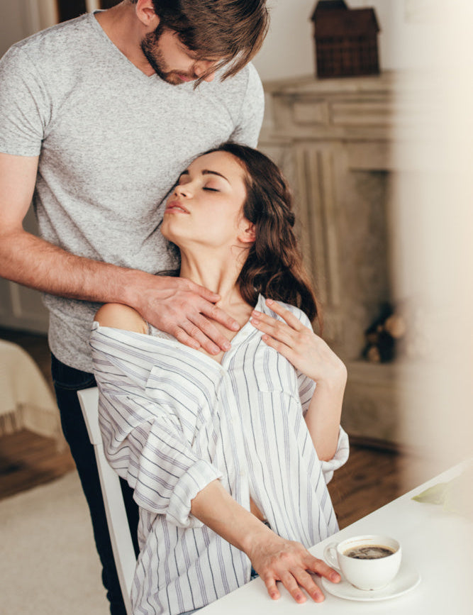Massage tantrique : comment lâcher prise et se laisser emporter par les sensations ?