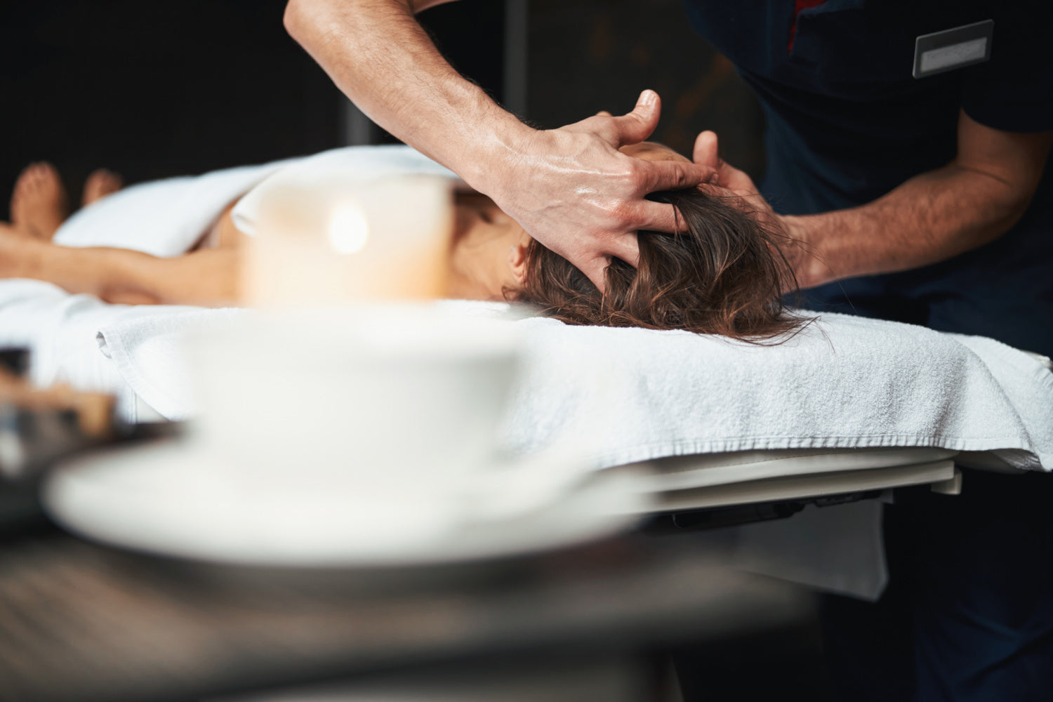 Les huiles de massage : un voyage olfactif au cœur de la sensualité