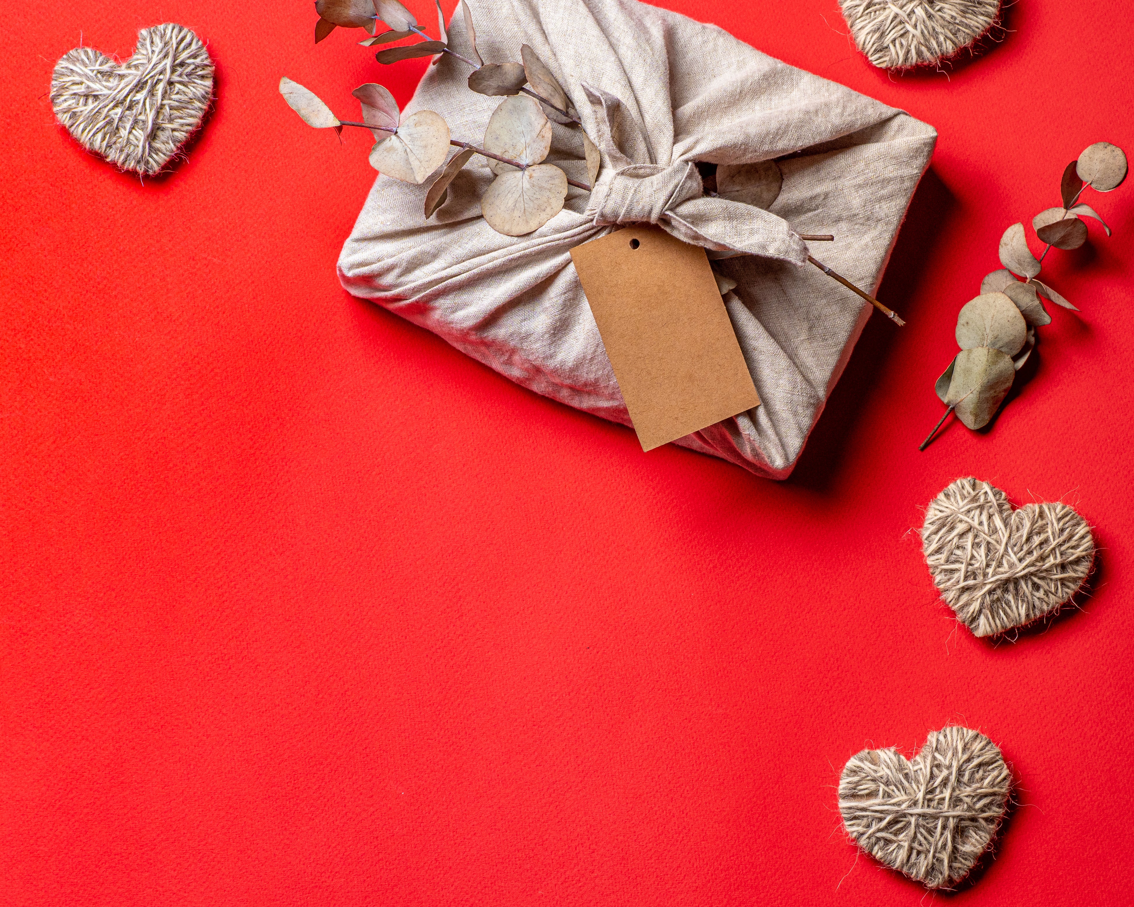 Saint-Valentin : 5 idées pour séduire vos clients avec des cadeaux personnalisés en institut